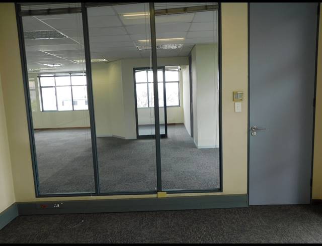 855M² OFFICE TO LET IN ILLOVO